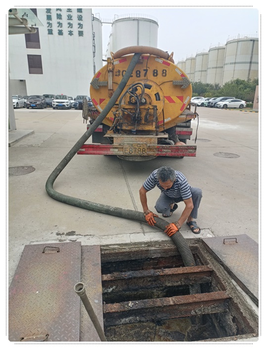 北辰隔油池清掏