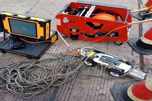 北辰CCTV管道检测机器人